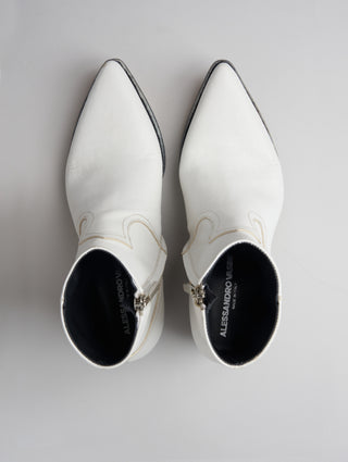 CLINT ANKLE BOOT IN DISTRESSED WHITE VACCHETTA LEATHER - ALESSANDRO VASINI